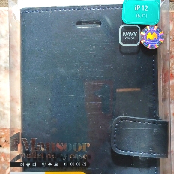 NWT iPhone 12 Diary/Wallet Case Navy - Picture 6 of 12